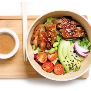 Ensalada poke bowl